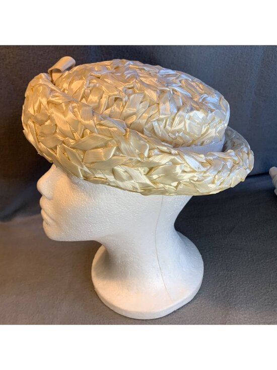 Ladies Ivory Raffia Hat with Ivory Ribbon Size Large Vintage main image 6